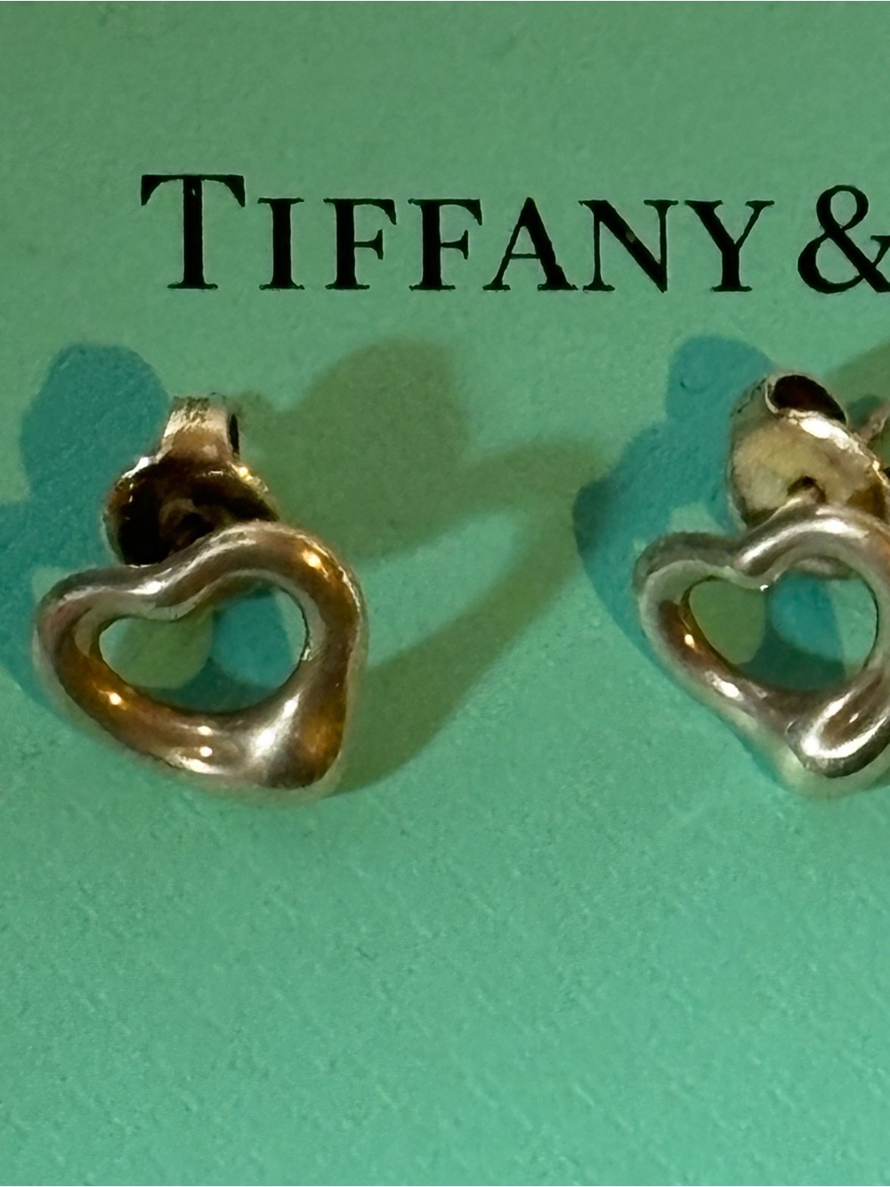 Elsa Peretti® Open Heart Stud Earrings in Silver, 11 mm - Picture 2 of 4